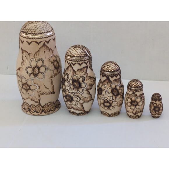 Rare Russian Nesting Dolls, Gold , Wooden, Lady Face - Picture 9 of 9